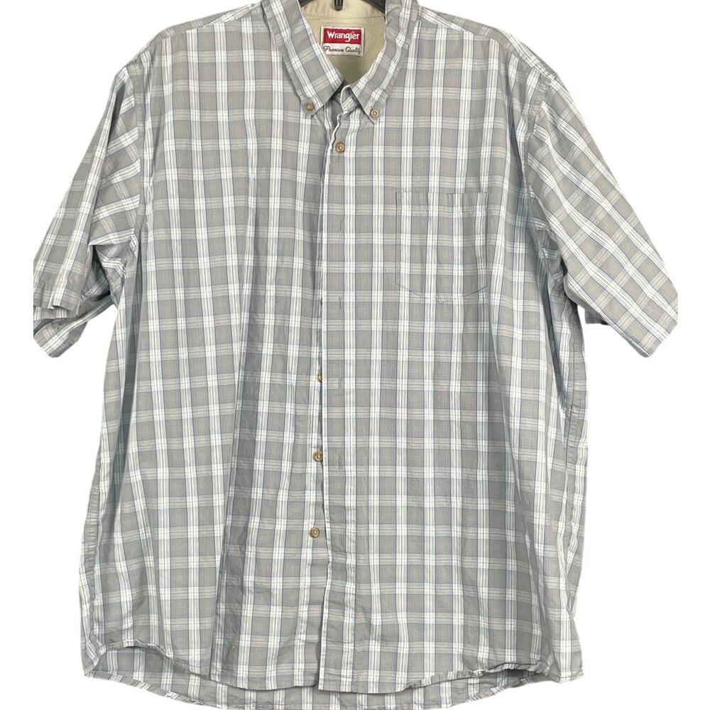 Wrangler brand men's short sleeve button down collar shirt XL size